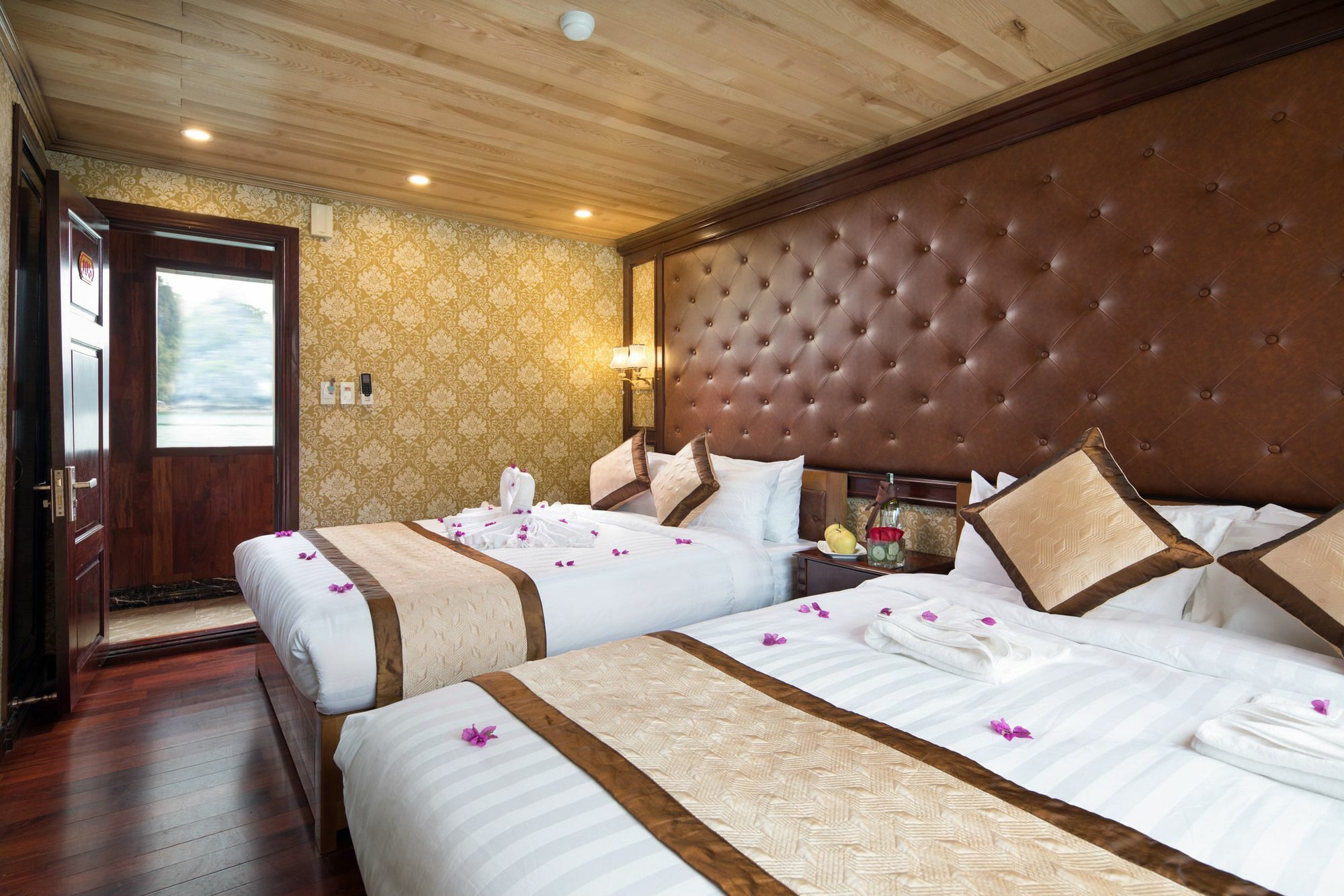 Harmony Boutique Cruises Hotel Ha Long Buitenkant foto