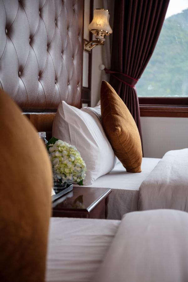 Harmony Boutique Cruises Hotel Ha Long Buitenkant foto